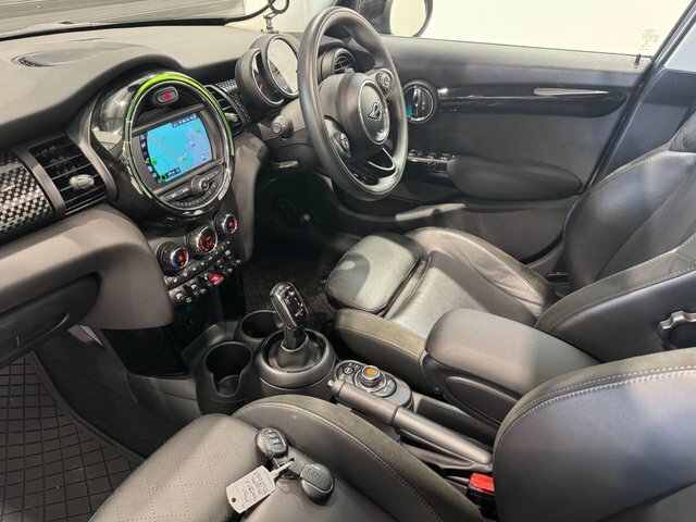 Mini Hatch Cooper S Classic Steptronic Silver #3
