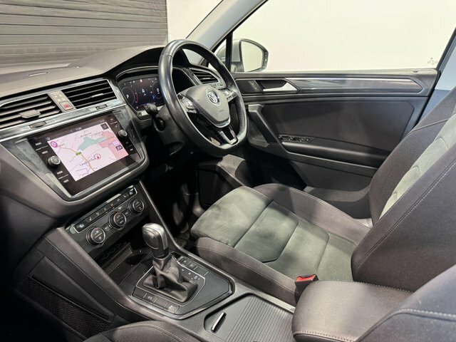 Volkswagen Tiguan Tdi R-line Tech White #4