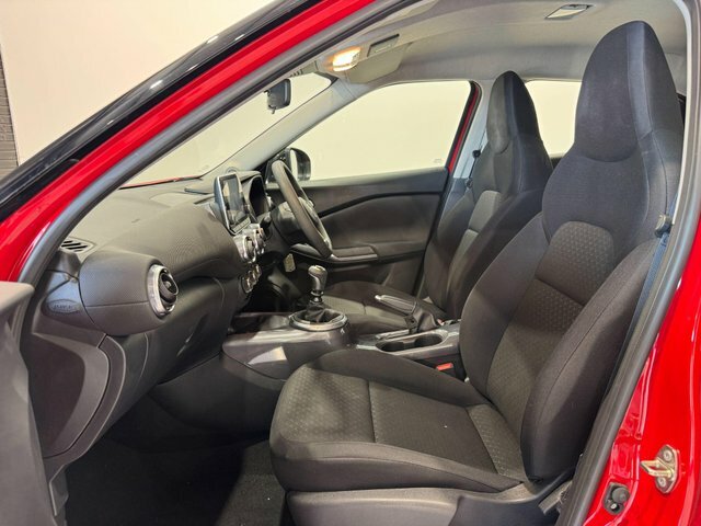 Nissan Juke Dig-t Acenta Euro 6 Red #2