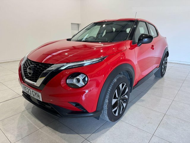Nissan Juke Dig-t Acenta Euro 6 Red