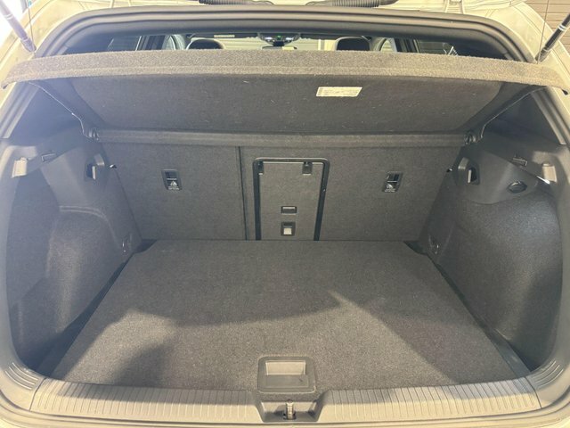 Volkswagen Golf 1.5 Tsi Match Black #18