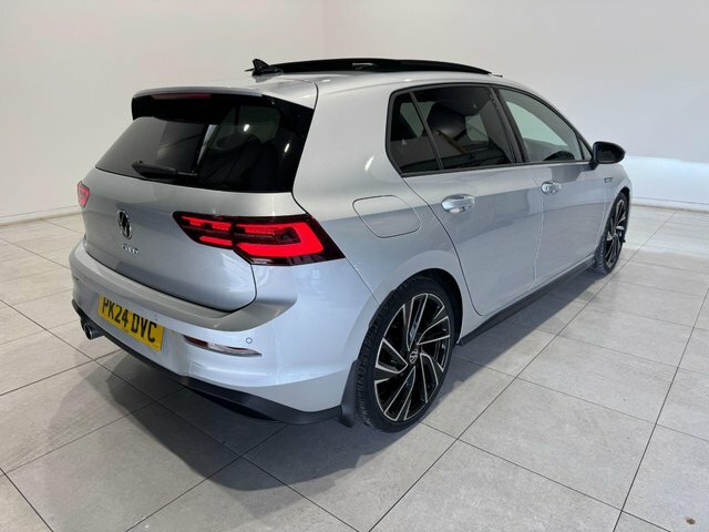 Volkswagen Golf 1.5 Tsi Match Black #8