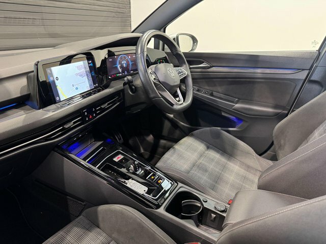 Volkswagen Golf 1.5 Tsi Match Black #10