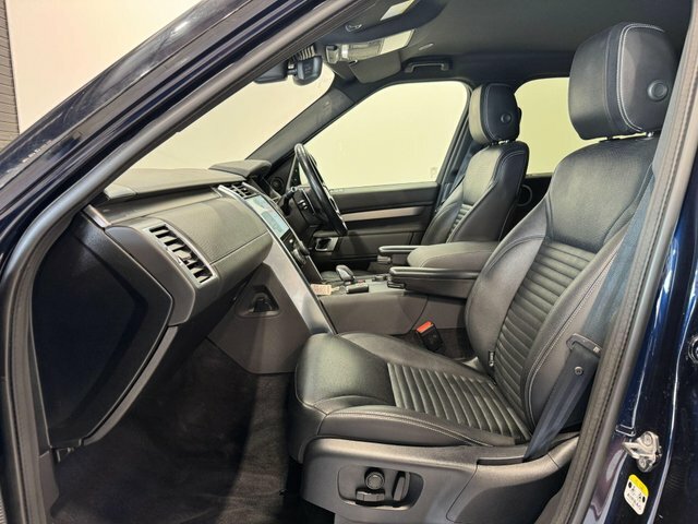 Land Rover Discovery D250 Mhev R-dynamic S Blue #2