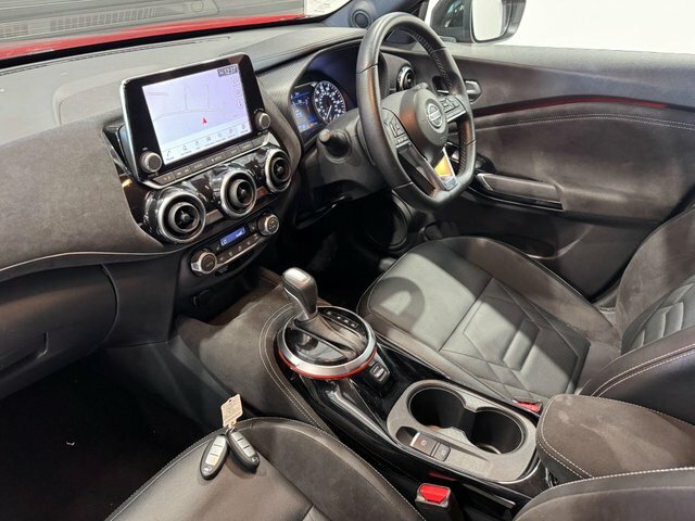 Nissan Juke Dig-t Tekna Dct Red #3