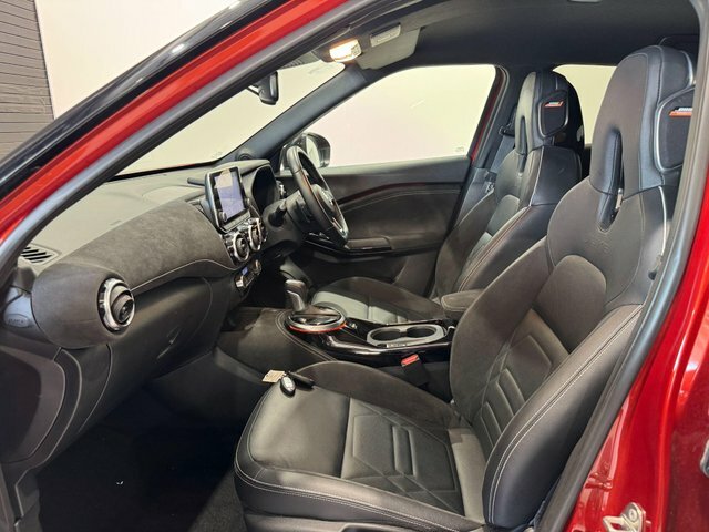 Nissan Juke Dig-t Tekna Dct Red #2