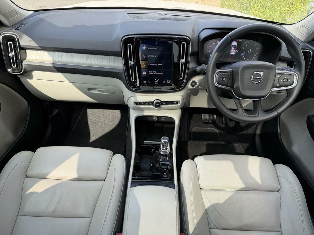 Volvo XC40 D4 R-design Pro Awd White #10