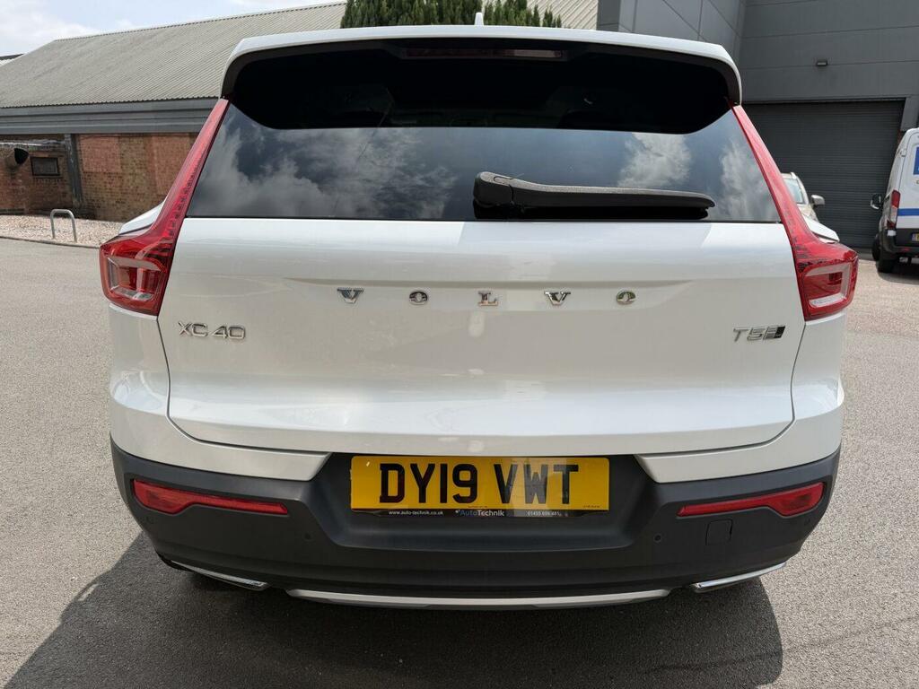 Volvo XC40 D4 R-design Pro Awd White #8