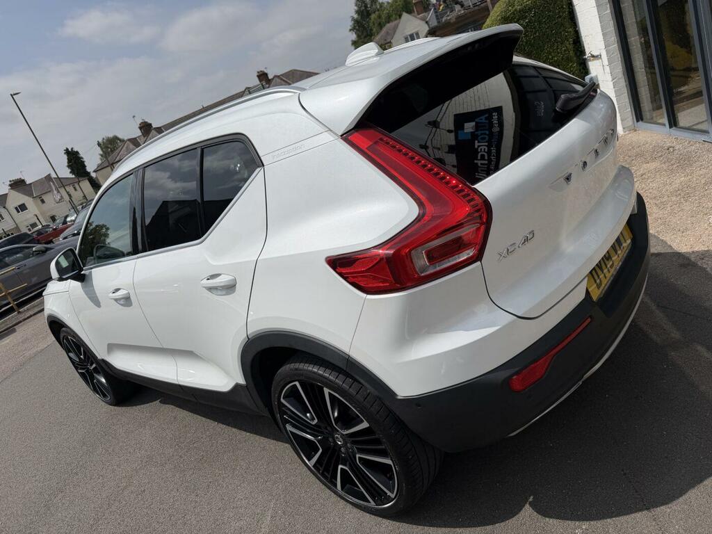 Volvo XC40 D4 R-design Pro Awd White #35