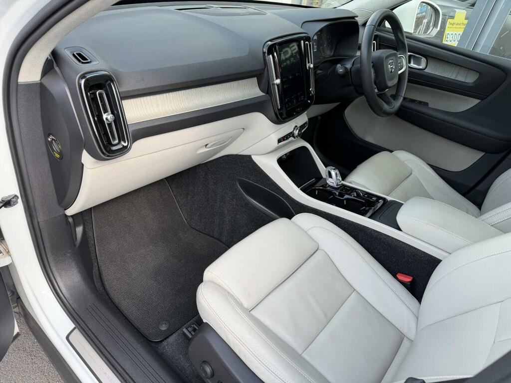 Volvo XC40 D4 R-design Pro Awd White #30