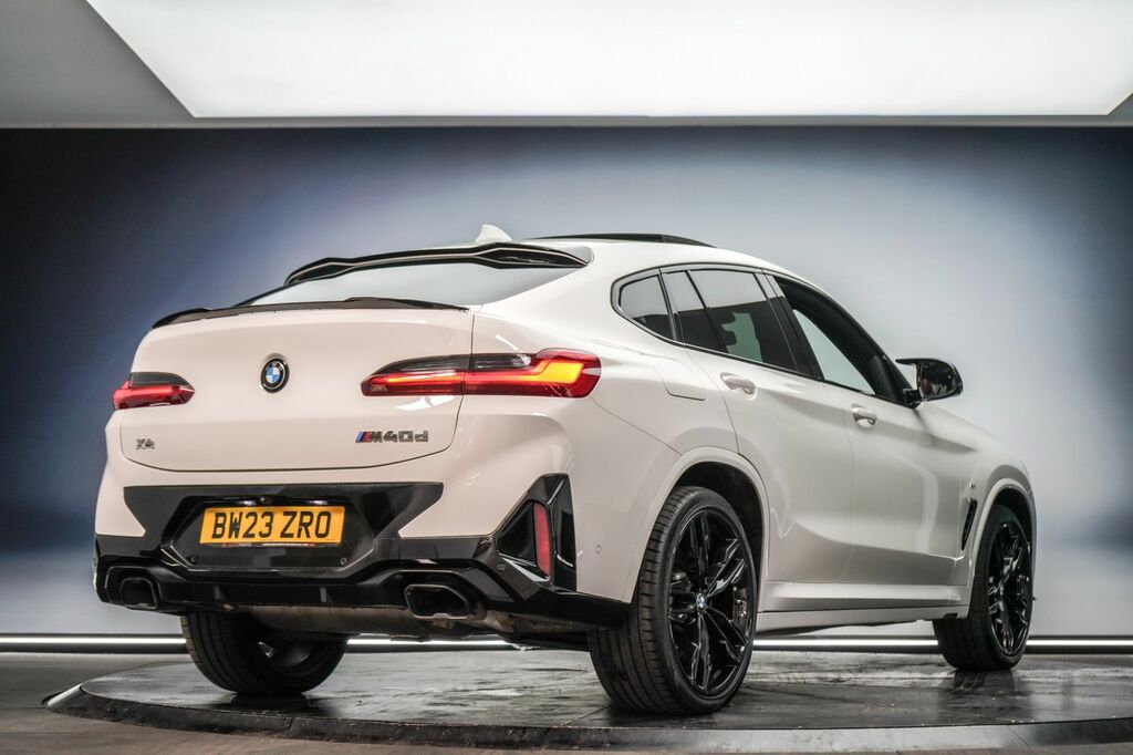 BMW X4 2023 3.0 M40d Mht Suv Hybrid Xdriv White #3