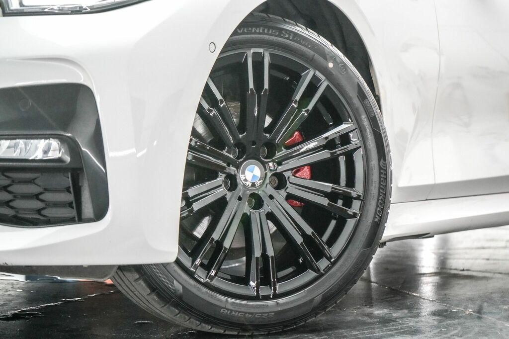 BMW 3 Series 2020 2.0 320I M Sport Saloon Euro YJ69APS Red #2