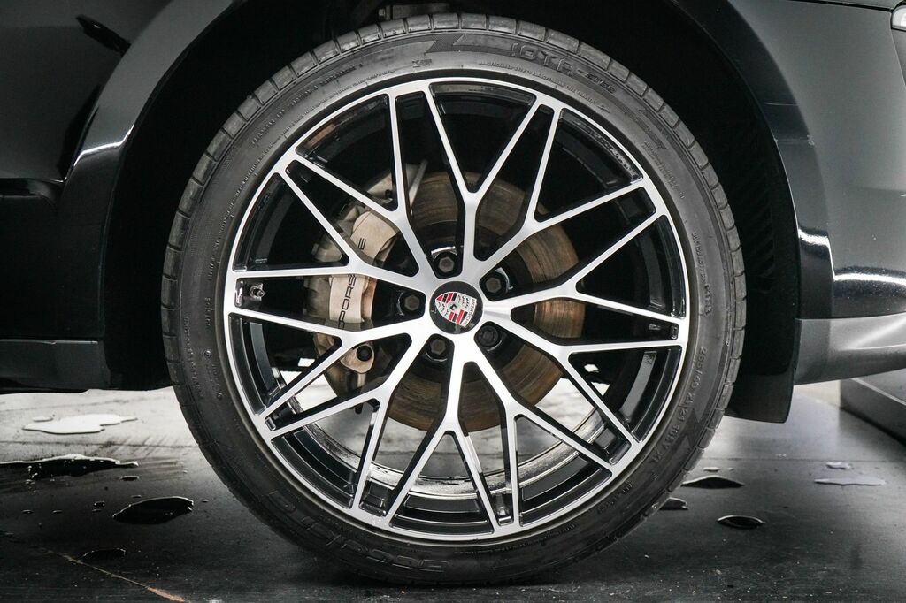 Porsche Macan Turbo Pdk White #53