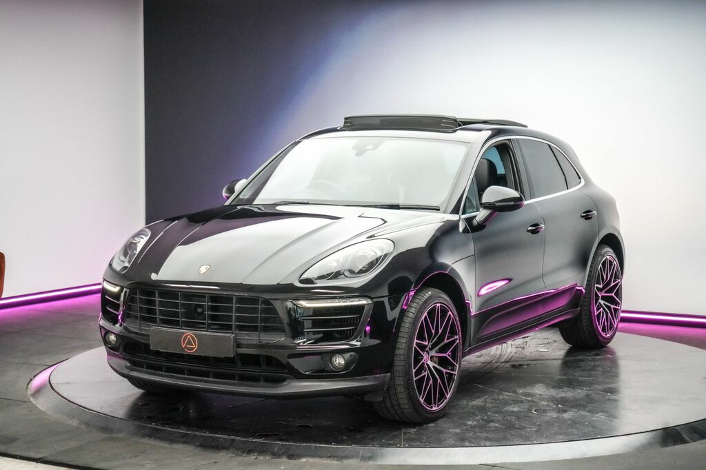 Porsche Macan Turbo Pdk White #25