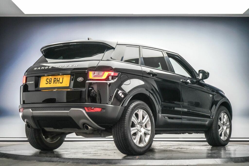 Land Rover Range Rover Evoque 2018 2.0 Ed4 Se Tech Suv Fwd Eur Black #3
