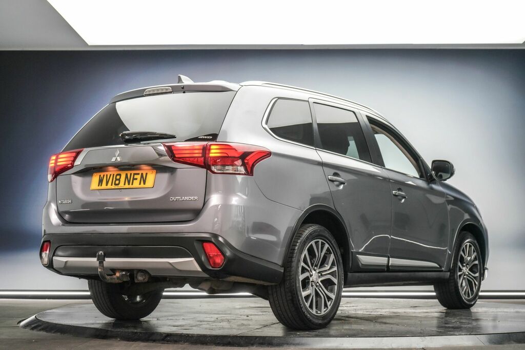 Mitsubishi Outlander 2018 2.2 Di-d 4 Suv 4Wd Euro 6 14 Grey #3