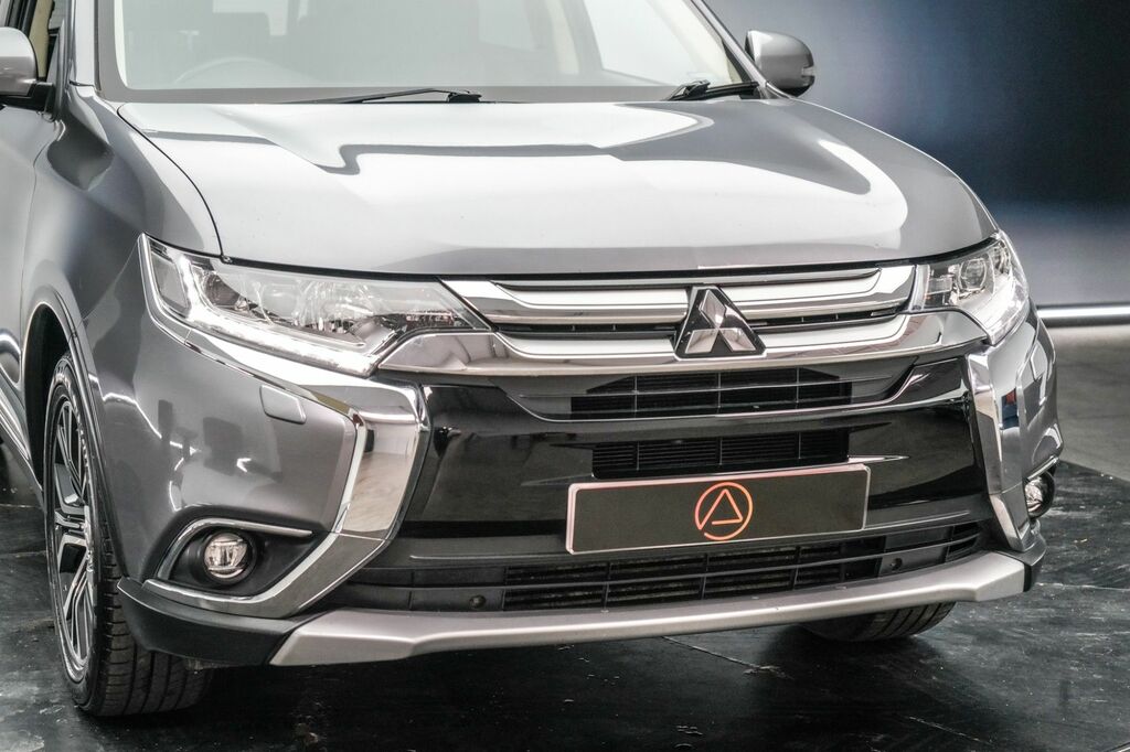 Mitsubishi Outlander 2018 2.0 Phev 4H 200 Bhp Red #17