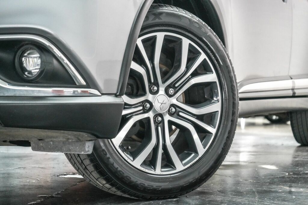 Mitsubishi Outlander 2018 2.2 Di-d 4 Suv 4Wd Euro 6 14 Grey #2