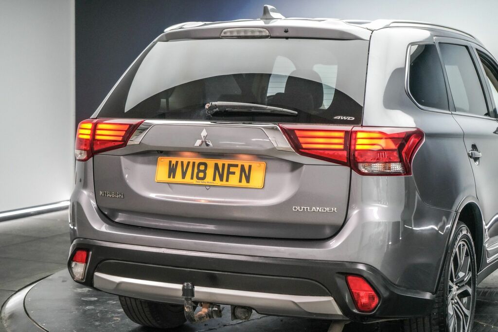 Mitsubishi Outlander 2018 2.0 Phev 4H 200 Bhp Red #19