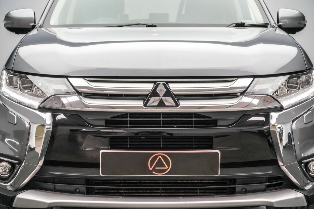 Mitsubishi Outlander 2018 2.0 Phev 4H 200 Bhp Red #9