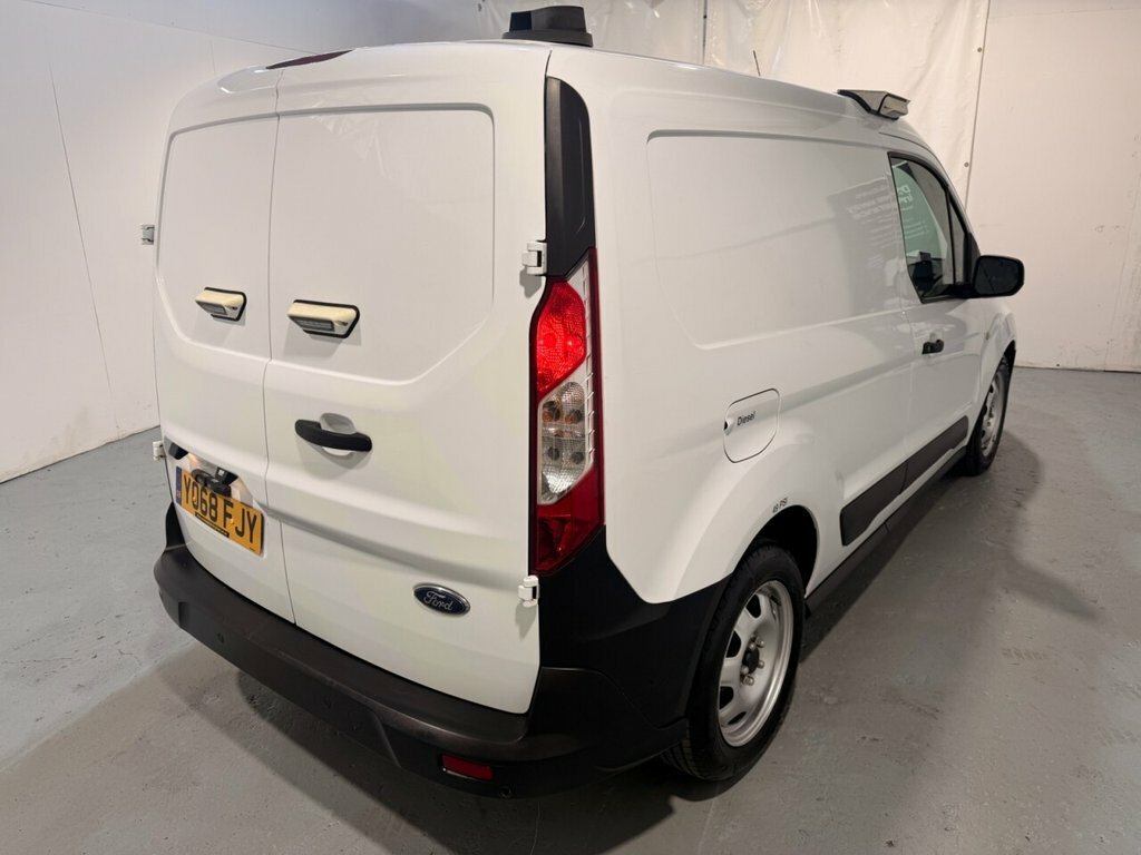 Ford Transit Connect Mpv YO68FJY White #6