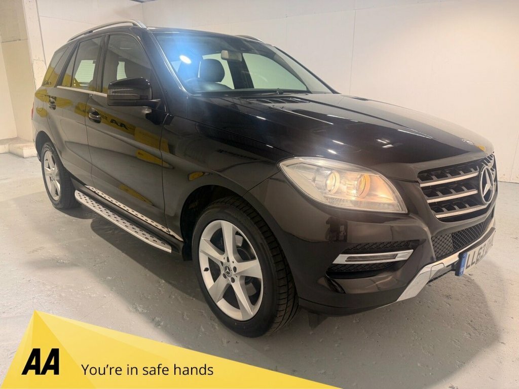 Mercedes-Benz M Class 2.1L Se Black