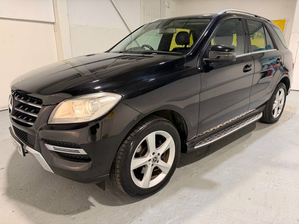 Mercedes-Benz M Class 2.1L Se Black #6