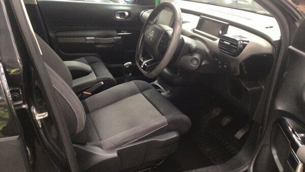Citroen C4 Cactus 1.2L Flair Black #4