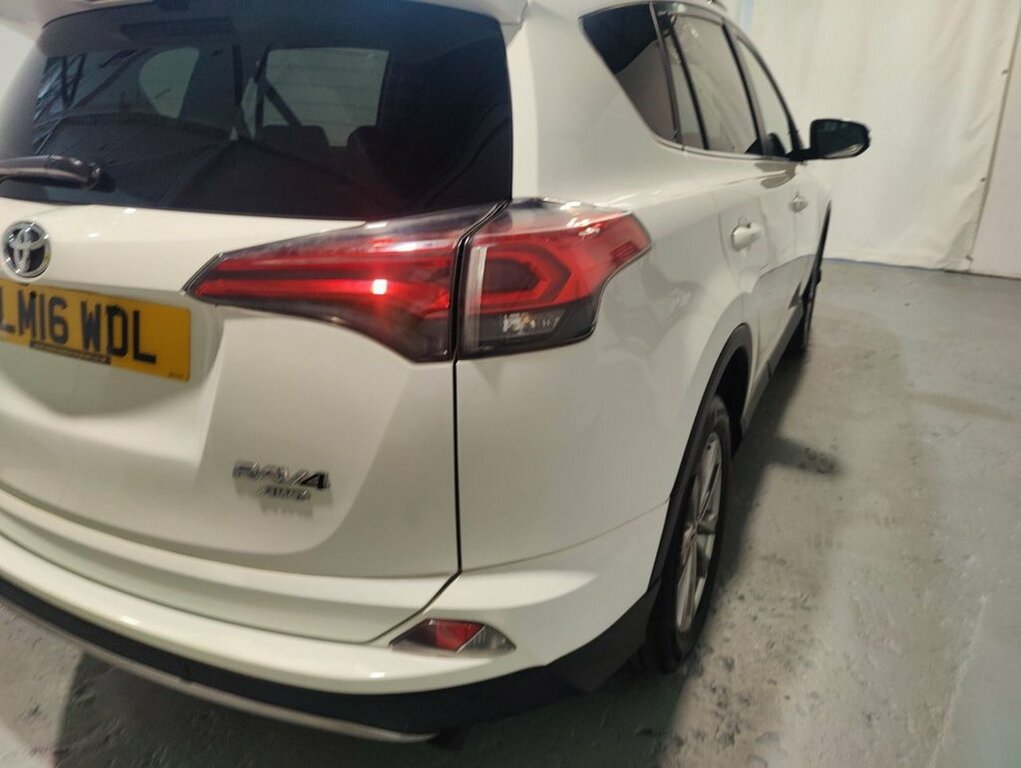 Toyota Rav 4 2L Excel White #6