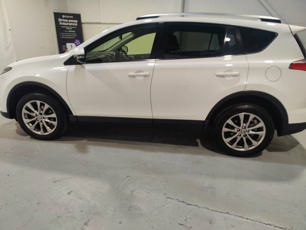 Toyota Rav 4 2L Excel White #4