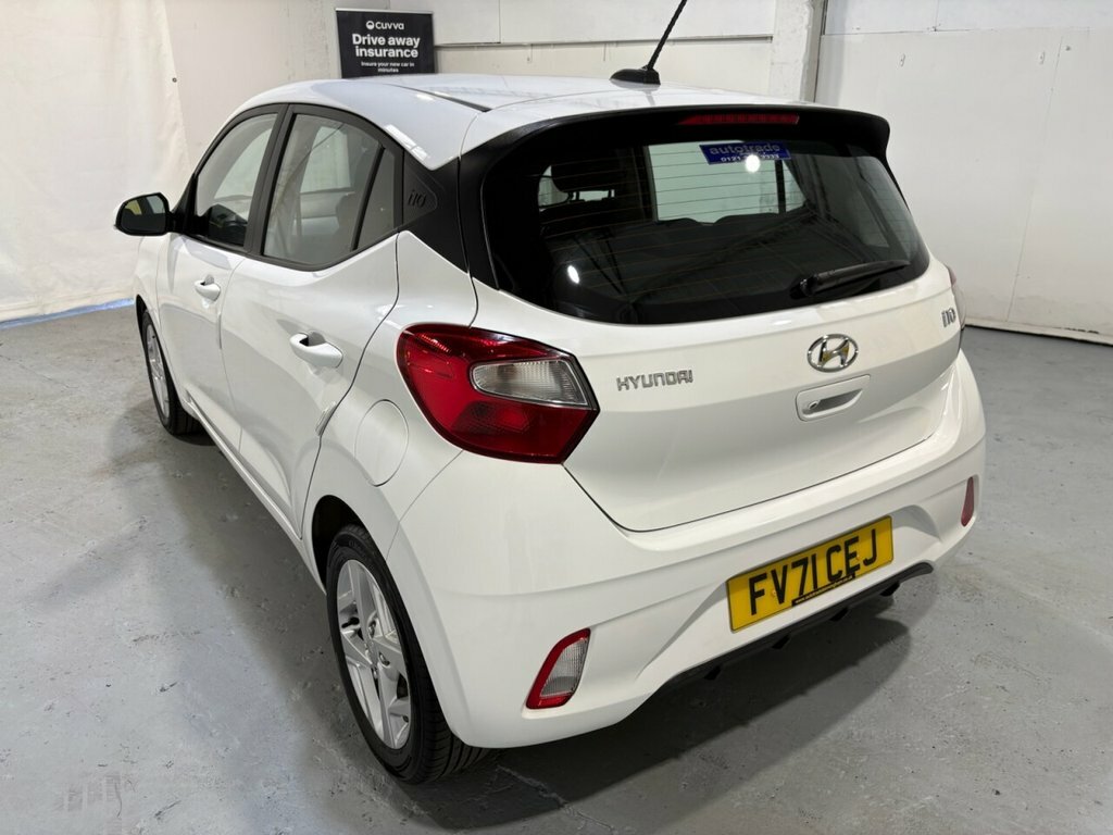 Hyundai I10 1.2 Premium Hatchback Euro 6 S White #31