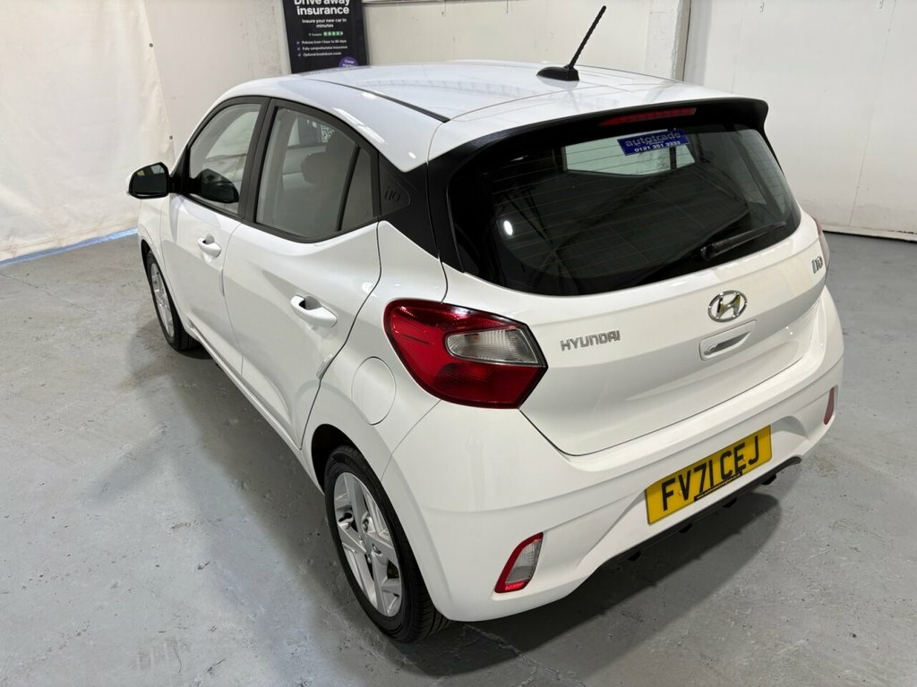 Hyundai I10 1.2 Premium Hatchback Euro 6 S White #26