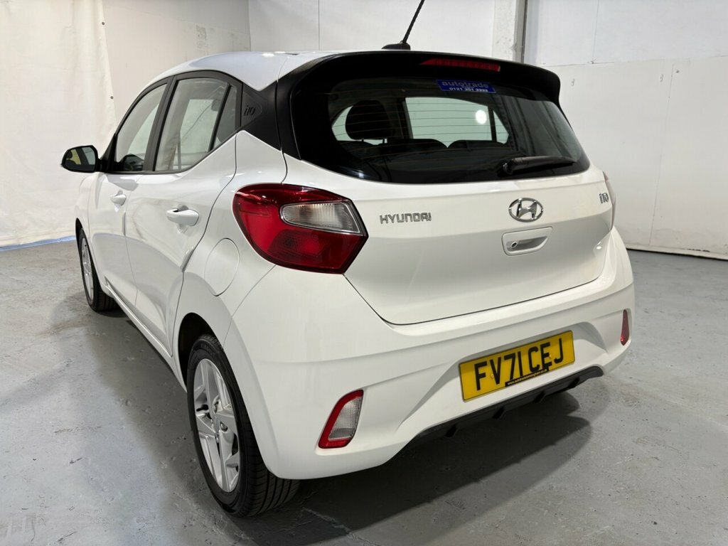 Hyundai I10 1.2 Premium Hatchback Euro 6 S White #29