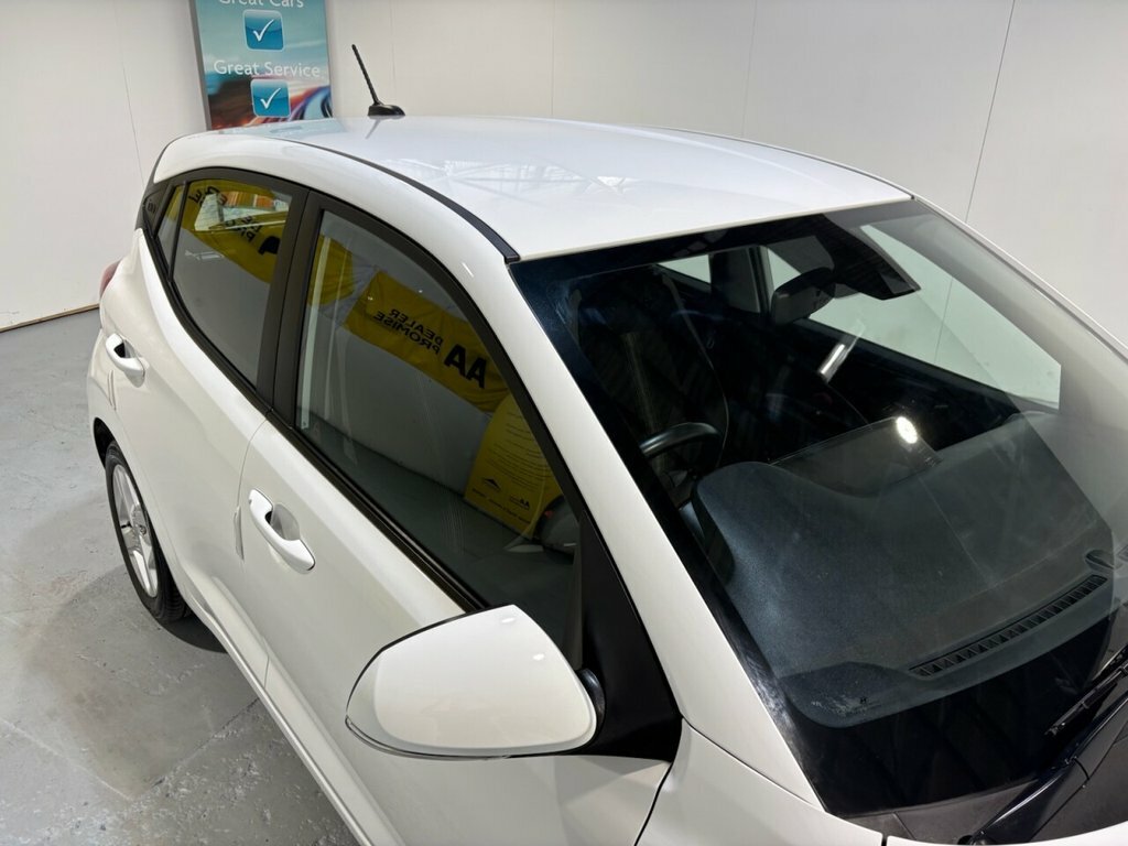 Hyundai I10 1.2 Premium Hatchback Euro 6 S White #52