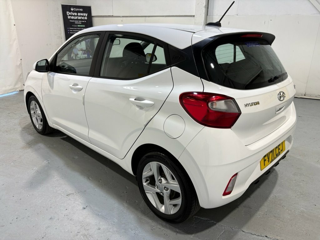 Hyundai I10 1.2 Premium Hatchback Euro 6 S White #27