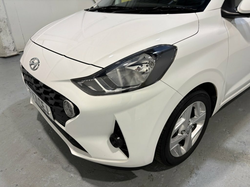 Hyundai I10 1.2 Premium Hatchback Euro 6 S White #7