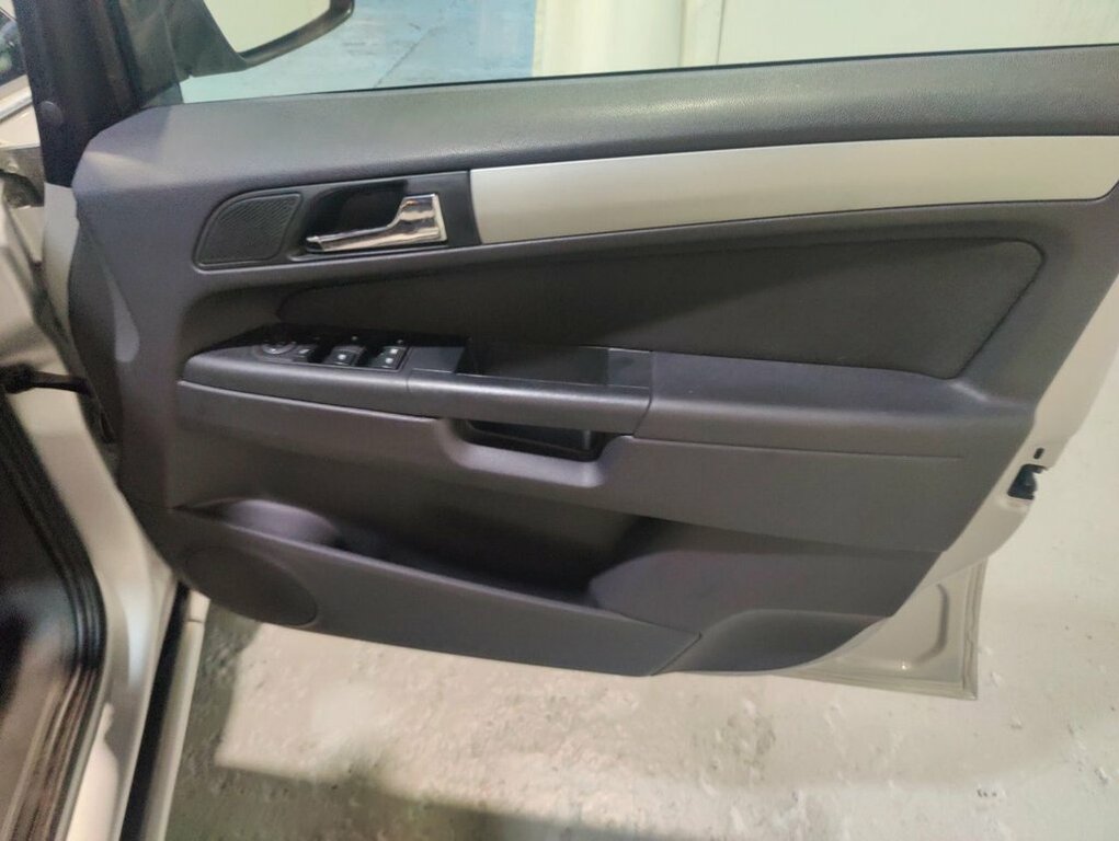 Vauxhall Zafira Hrefused-vauxhall-zafira-london-middlesex-63599 Black #44