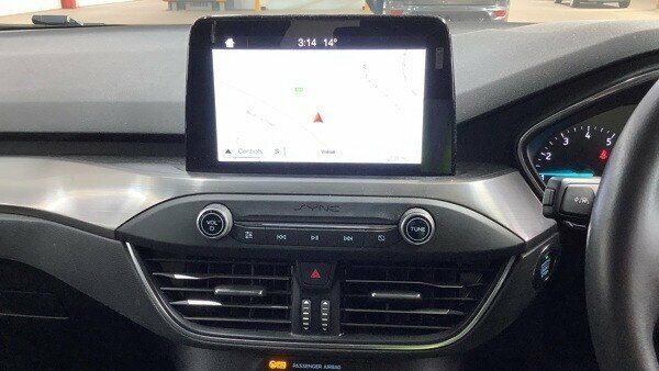 Ford Focus 1L Titanium BL69VUW Grey #4