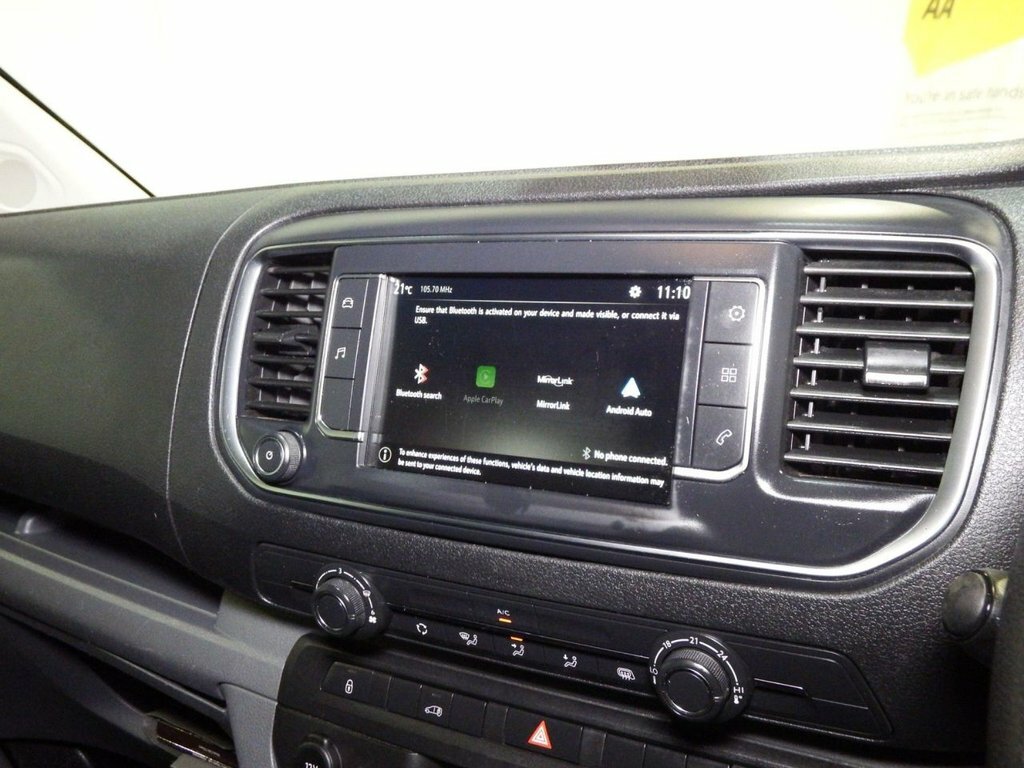 Vauxhall Vivaro 1.5L Dynamic 6Dr White #4