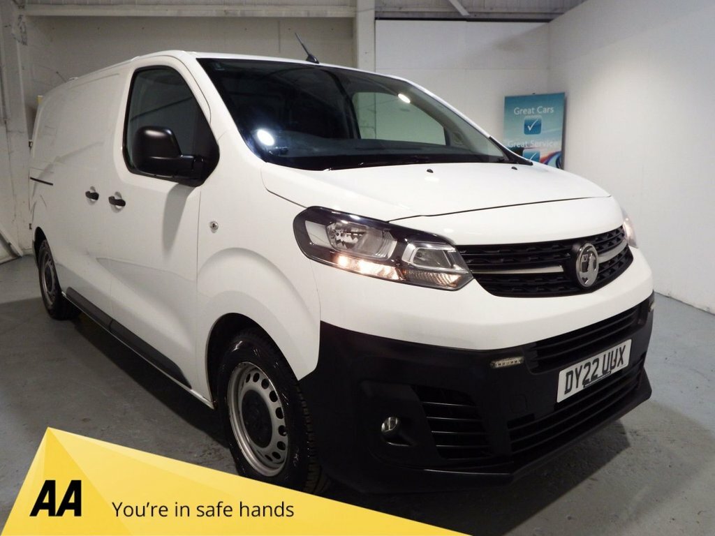 Vauxhall Vivaro 1.5L Dynamic 6Dr White