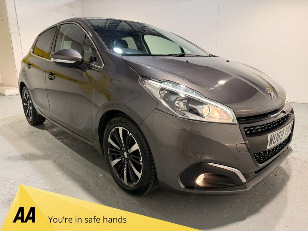 Peugeot 208 1.2L Tech Edition Grey