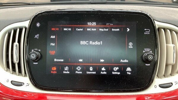 Fiat 500 1.2L Lounge YP18OHW Red #3