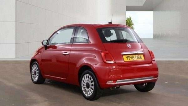 Fiat 500 1.2L Lounge Red #6
