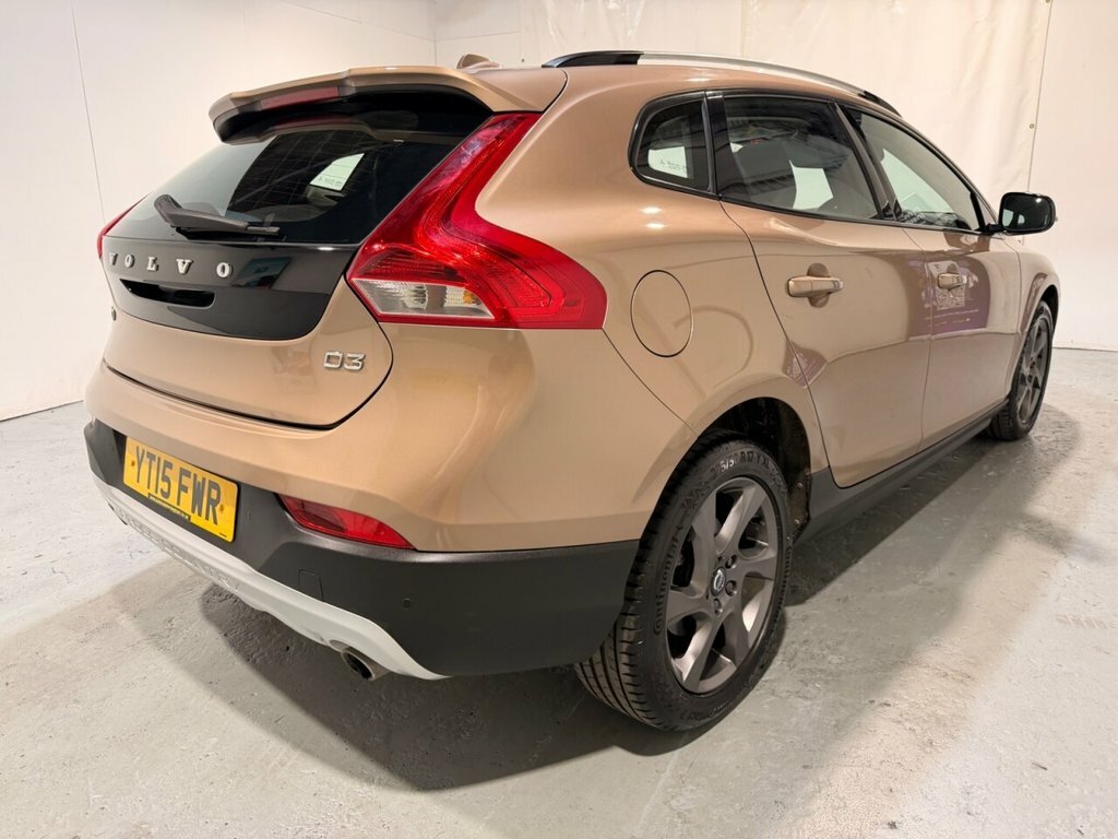 Volvo V40 Cross Country 2L Lux Nav Brown #5