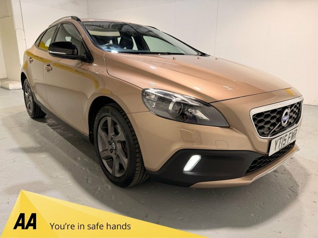 Volvo V40 Cross Country 2L Lux Nav Brown
