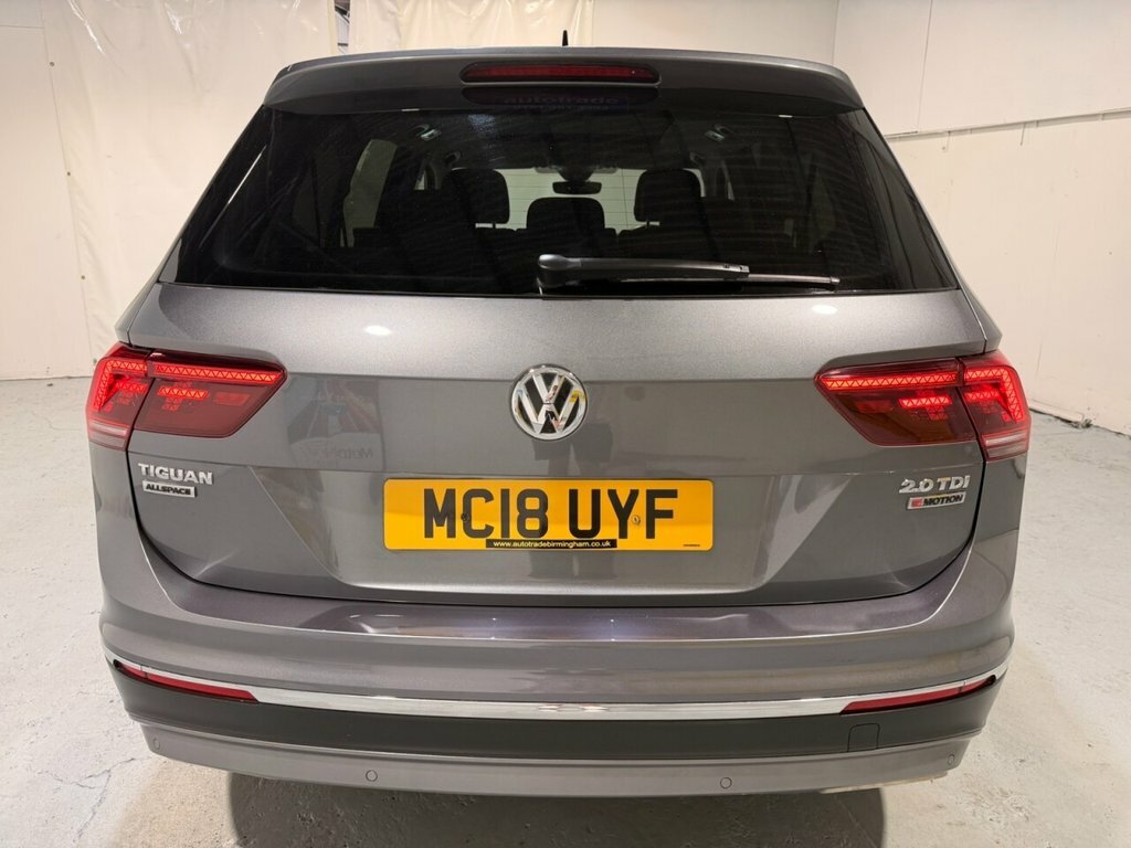 Volkswagen Tiguan Allspace 2L Sel MC18UYF Grey #4