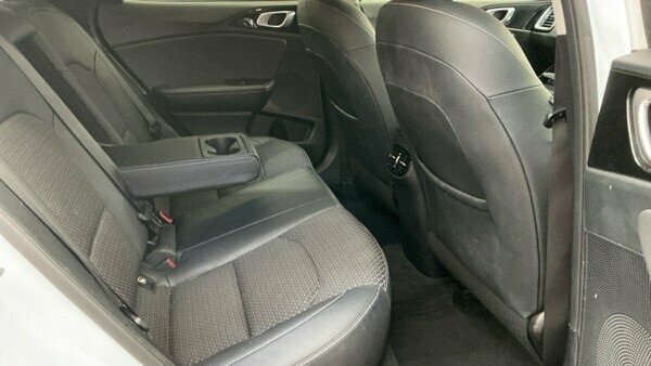 Kia Xceed 1L 3 White #5