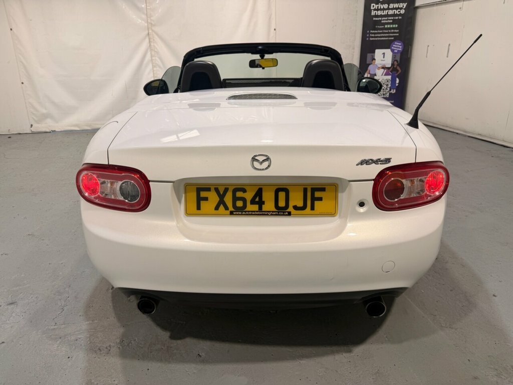 Mazda MX-5 1.8L Se White #5