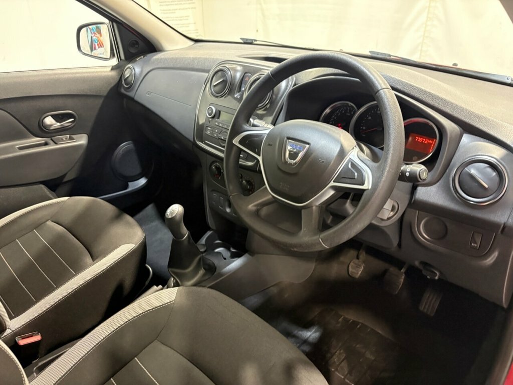 Dacia Sandero Stepway 1.5L Ambiance Red #4