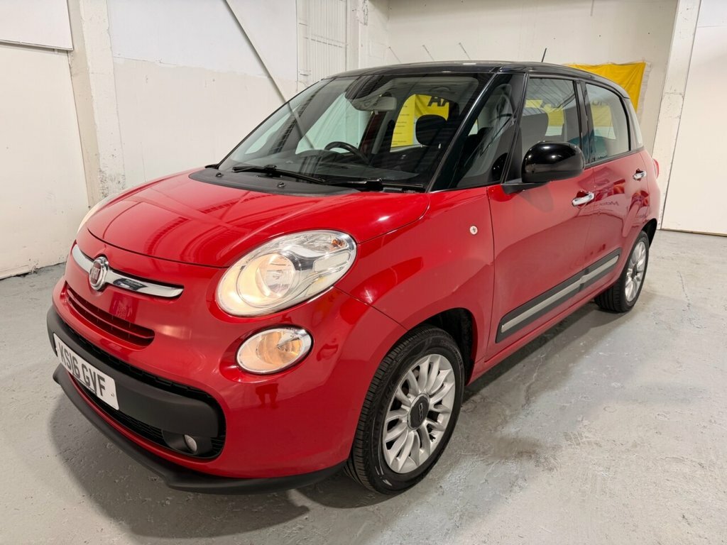 Fiat 500L 1.4L Lounge Red #5